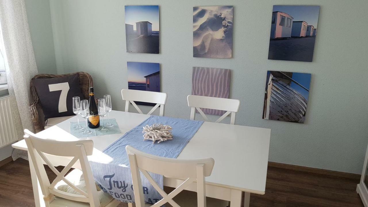 Pematra Ferienwohnung Faehrblick Lubeca Exterior foto